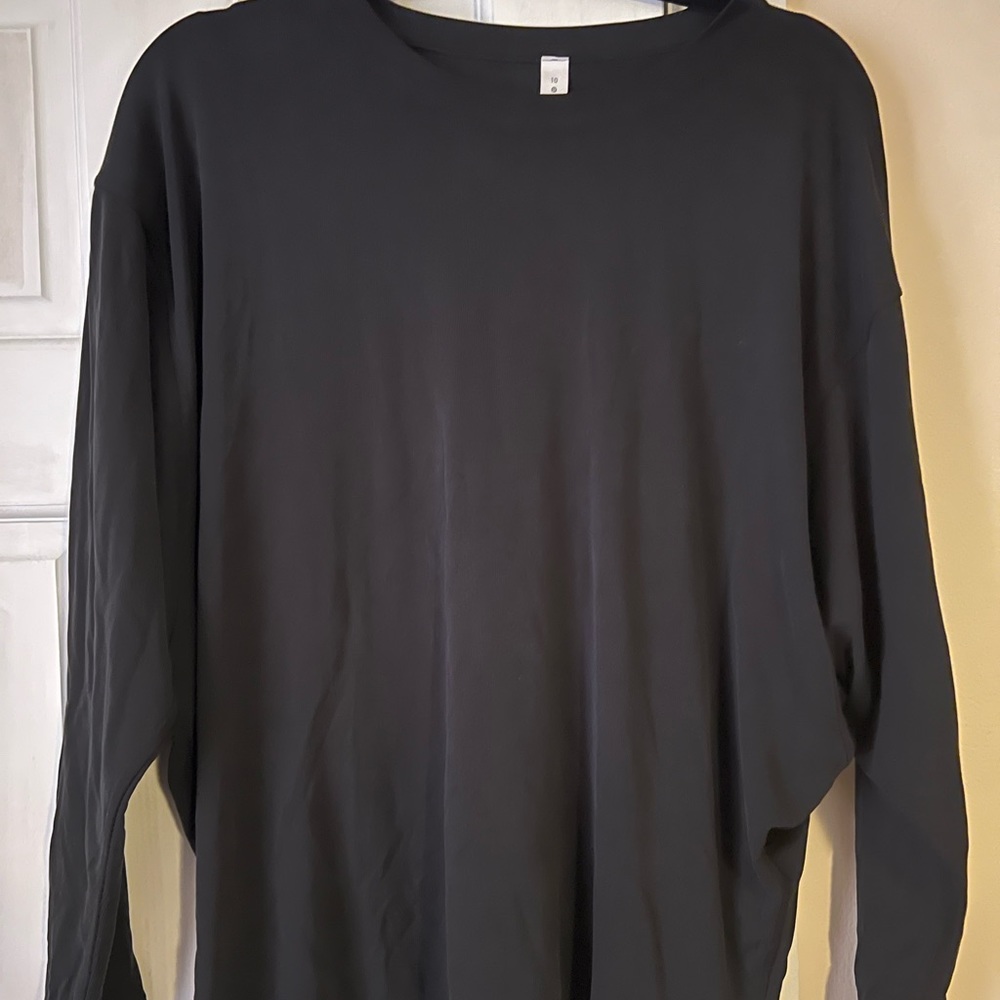 Authentic Lululemon Long Sleeve Top Size 10 Black